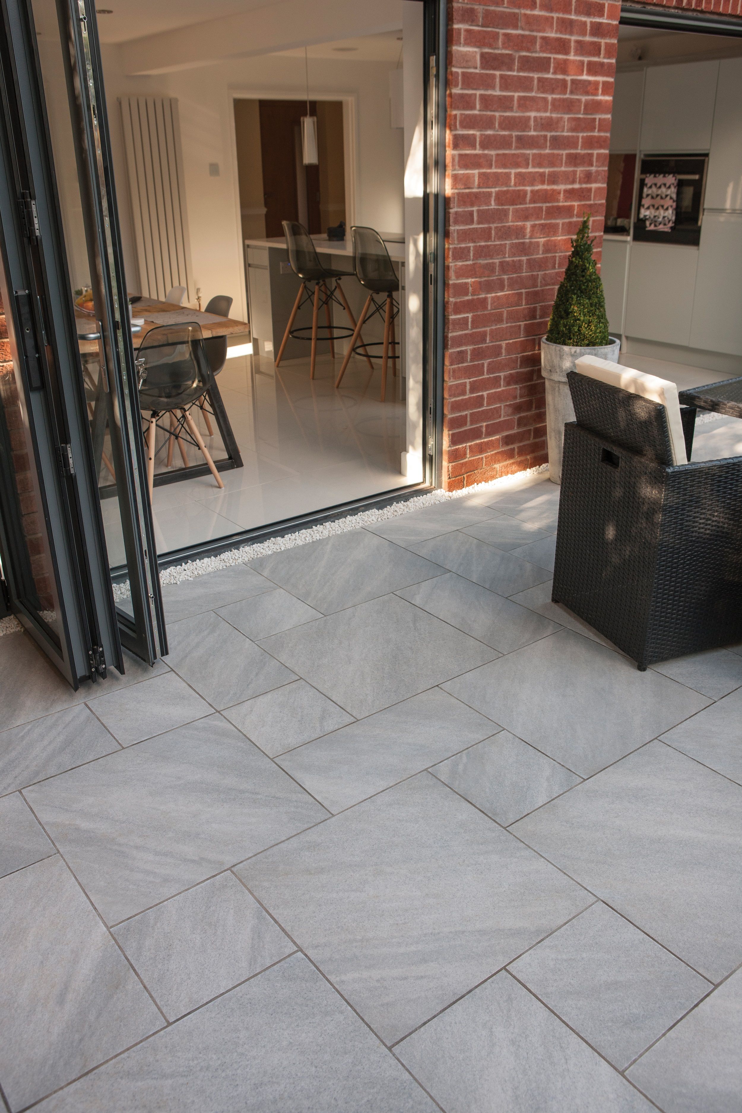 7 Reasons to Choose Porcelain Paving