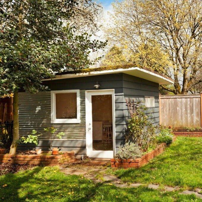 How to lay a shed base with paving slabs